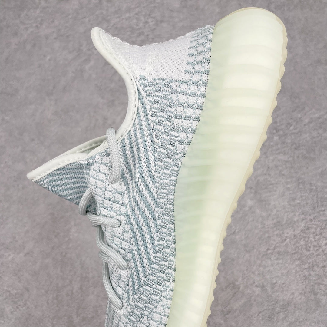Yeezy Boost 350 V2 Cloud White