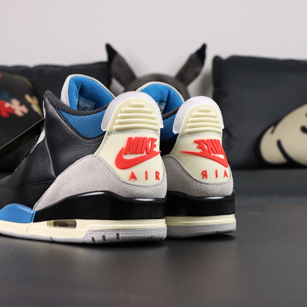 Air Jordan 3 Retro Rare Air