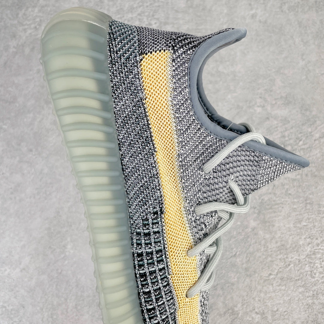 Yeezy Boost 350 V2 Ash Blue