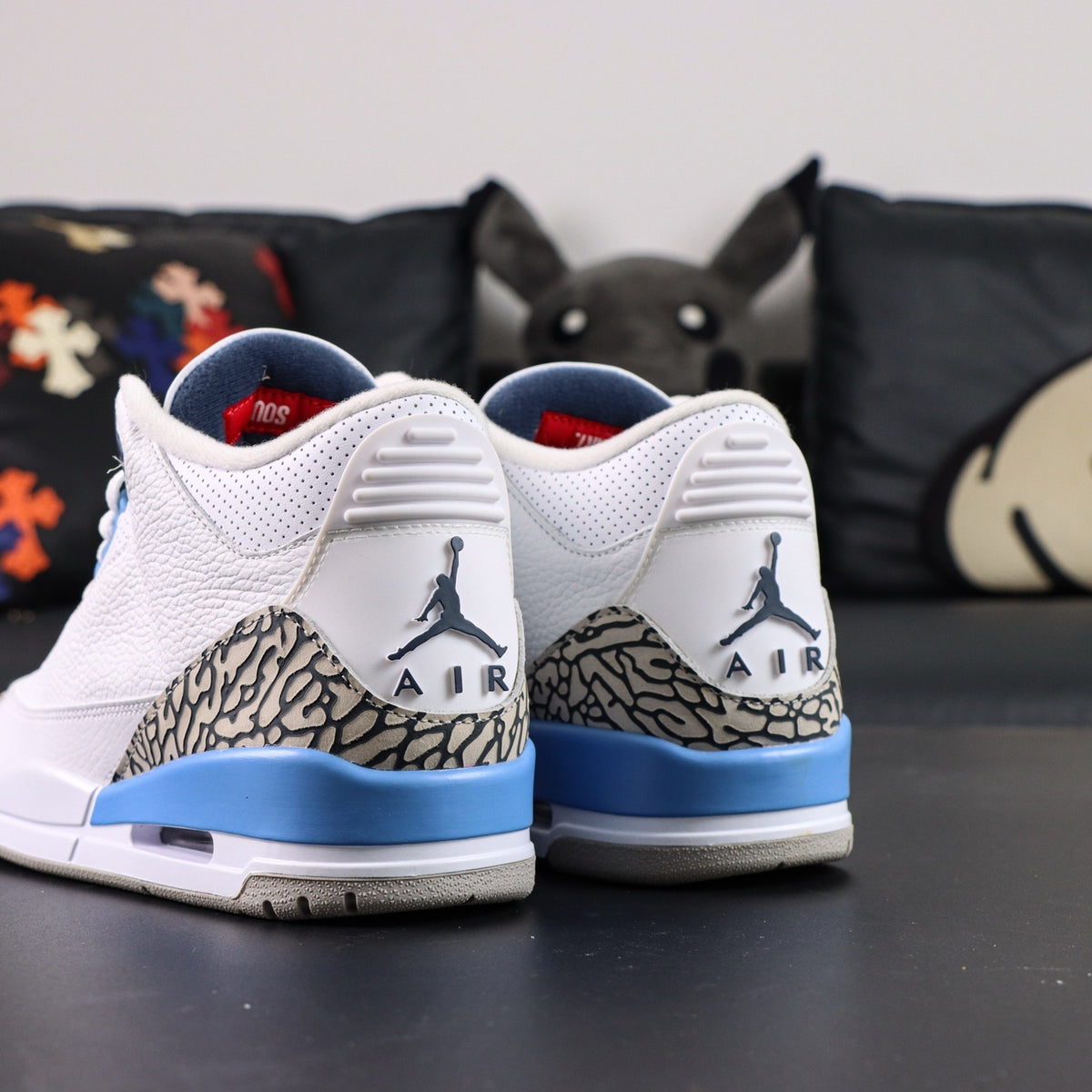 Air Jordan 3 Retro OG UNC [2020]