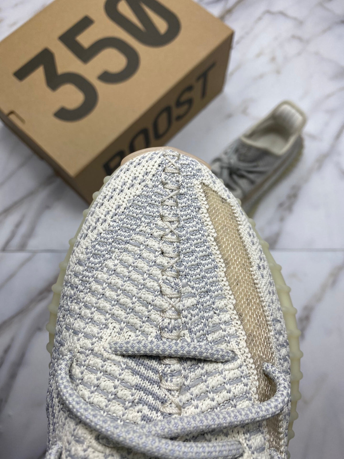 Yeezy Boost 350 V2 Lundmark