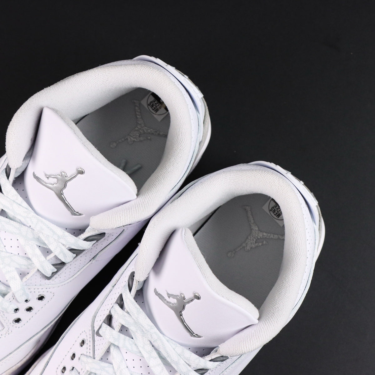 Air Jordan 3 Pure Money