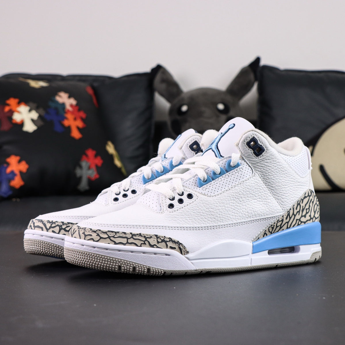 Air Jordan 3 Retro OG UNC [2020]